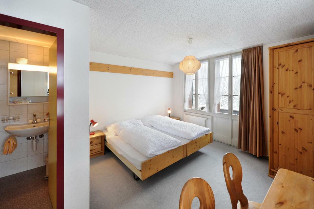 Hotel Krone Budget Lenk Exteriér fotografie